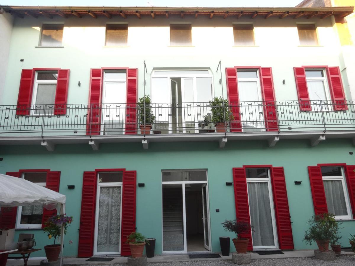 Notte Di Note - Home Hospitality Busto Arsizio Luaran gambar