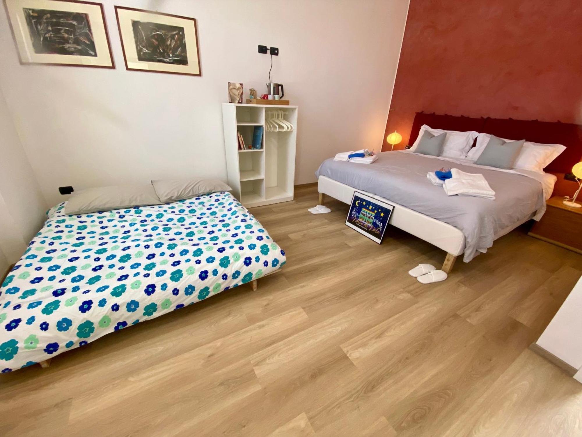 Notte Di Note - Home Hospitality Busto Arsizio Luaran gambar